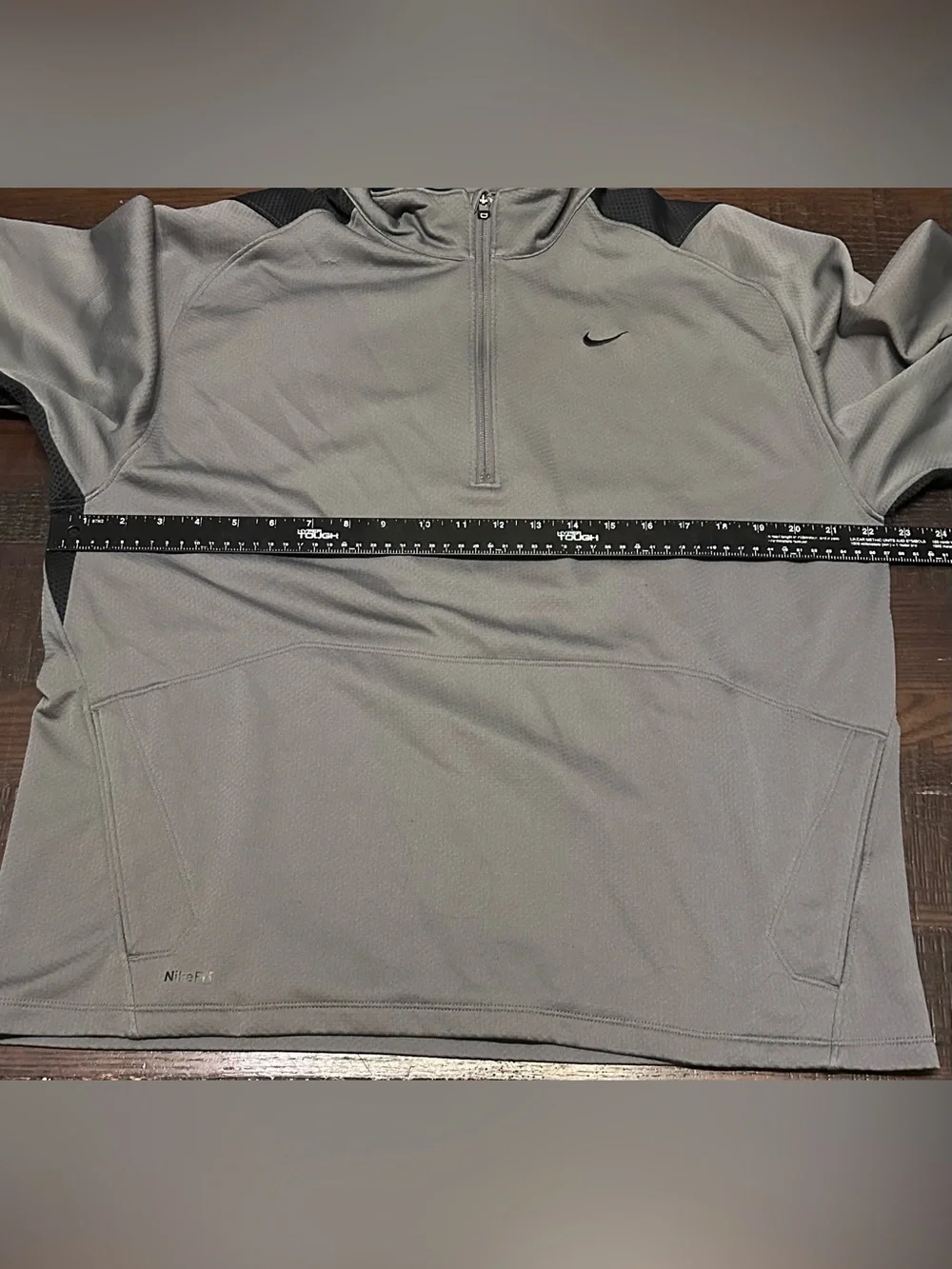 Nike Vintage Grey And Black Quarter Zip Pullover sweatshirt Size Large Vtg Retro